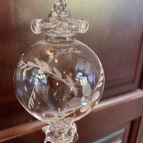 Hand Blown Etched Clear Glass Christmas Ornaments, Set of 3 - Picture 4 of 14